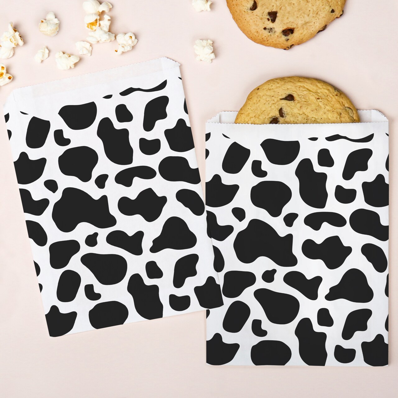 Big Dot of Happiness Cow Print White Paper Treat Bags, Farm Animal or Western Rodeo Individual Greaseproof Brown Paper Sandwich Cookie Bags - 25 Count
